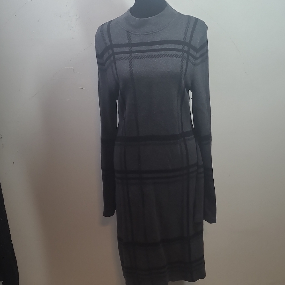 Style & Co. Charcoal Plaid Long Sleeve Dress